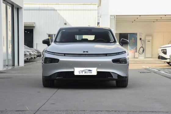 Ervaar het beste van luxe en technologie met de 2024 Xpeng P5 Electric Sedan