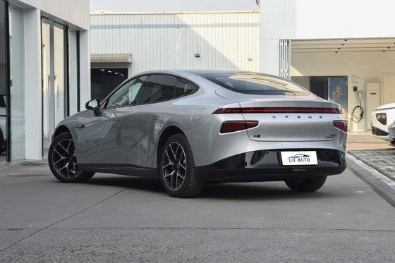 Ervaar het beste van luxe en technologie met de 2024 Xpeng P5 Electric Sedan