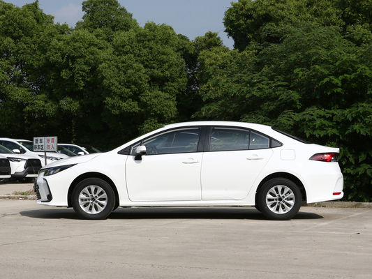 Betaalbaar en Toyota Corolla Hybrid Electric Vehicle Kleine grootte