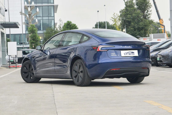 Tesla's Model 2024 met vierwielaandrijving langeafstand elektrische sportwagen met MAX.