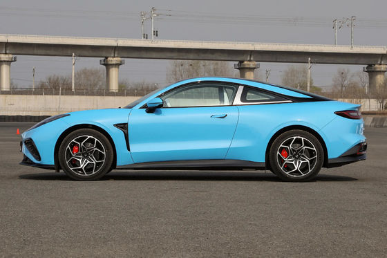 2023 NETA GT 4 zitplaatsen Pure Electric Sports Car 4WD AWD in verschillende kleuren voor volwassenen