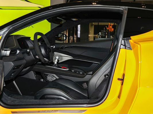 Lotus Emira S.R. De toekomst van sportwagens met elektrische technologie en 288 Max Speed