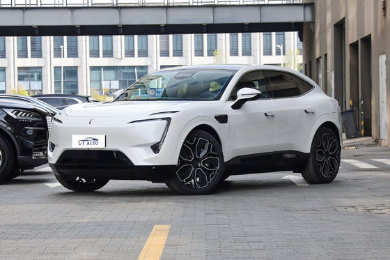 2024 Changan Avatr 11 Elektrisch voertuig Auto High Speed Luxe en 6 kleuropties