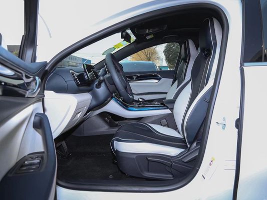 BYD QIN Plus Dm-I Made In EV Car 5-zits hatchback met energie 55/120km Hybrid Vehicle