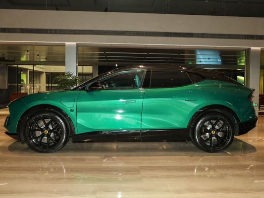 Ervaar de toekomst van het rijden met de 2024 Red Lotus Eletre A 4WD Sport SUV