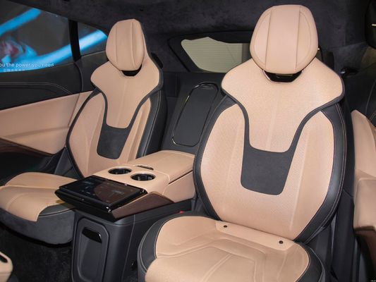 Ervaar de toekomst van het rijden met de 2024 Red Lotus Eletre A 4WD Sport SUV
