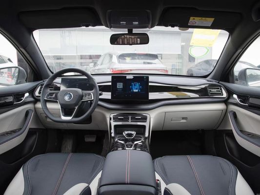 2023 BYD Tang Song Yuan 4-deurs 5-zits hatchback met Lithium Iron Phosphate batterij