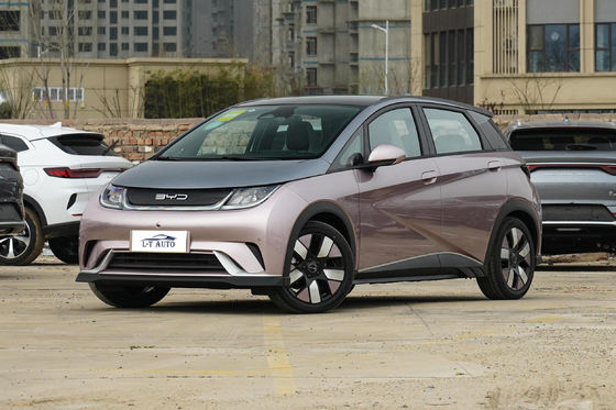 BYD EV Car 2024 Dolphin 5 zitplaatsen SUV 405KM Puur elektrisch voertuig in verschillende kleuren