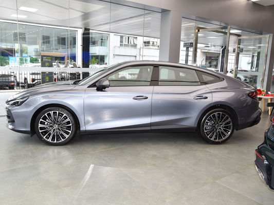 MG 7 Sedan 5 zitplaatsen 1.5T/2.0T Benzine benzine voertuigen voor 2024 geavanceerde technologie