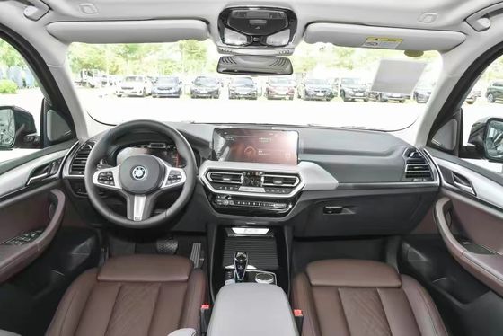 BMW iX3 Elektrische patrouillewagen 4 of 5 zitplaatsen Maximaal paardenvermogen 286ps Totaal koppel 400Nm