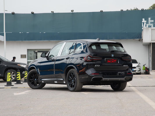 BMW iX3 Elektrische patrouillewagen 4 of 5 zitplaatsen Totaal vermogen 210kw Maximale snelheid 180kw/h