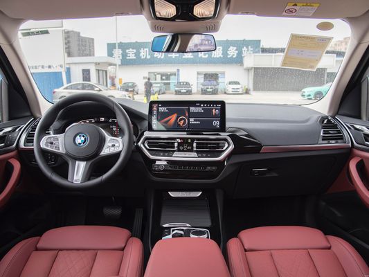 BMW iX3 Elektrische patrouillewagen 4 of 5 zitplaatsen Totaal vermogen 210kw Maximale snelheid 180kw/h