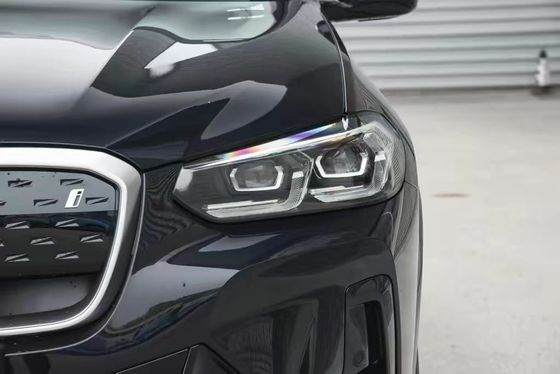 2024 BMW IX3 Pure Electric Midsize SUV met een wielbasis van 2864 mm en een totaalkoppel van 400 Nm