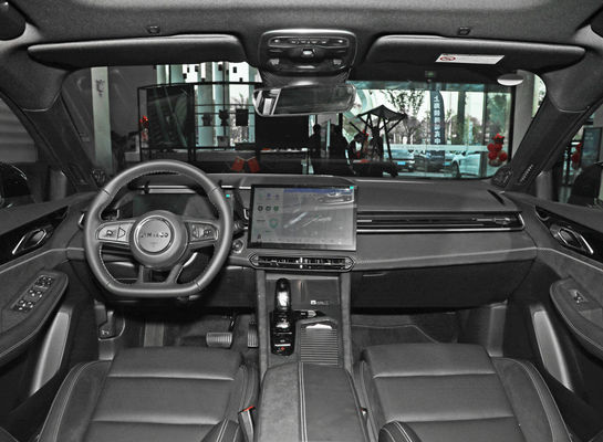 Lynkco 03 2.0 Turbocharged Sport Sedan 4684x1843x1460 4 cilinders High Intelligent