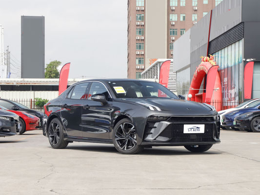 Lynkco 03 2.0TD DCT Plus Chinese hybride sportcompacte auto met elektrische parkeerrem