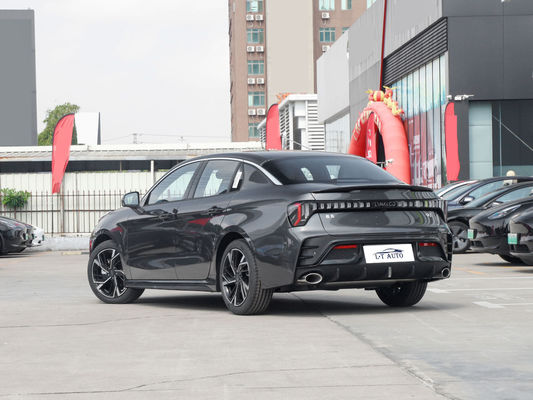 Lynkco 03 2.0TD DCT Plus Chinese hybride sportcompacte auto met elektrische parkeerrem
