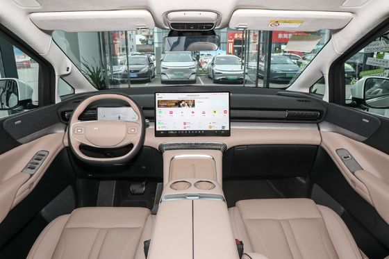Xpeng X9's beste grote MPV EV auto met 702 km ultra lange afstand en snelle oplaadtijd