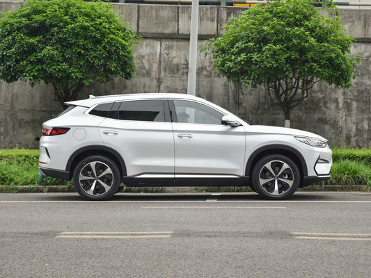 Voormotor Voorwiel aandrijving BYD Song Plus EV Elektrische auto met compact SUV-ontwerp