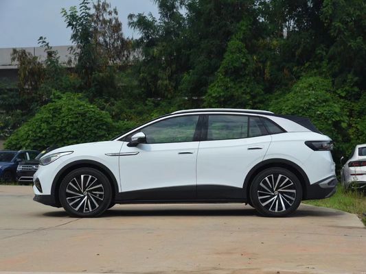 Volkswagen ID4X Long Endurance Linksgestuurde elektrische auto met kristalwitte buitenkant