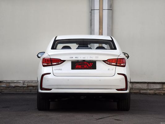 2024 Beijing Auto EU5 Compact Electric Car Sedan voor snel opladen in slechts een half uur