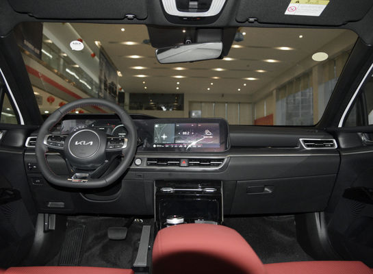 KIA K5 380GT Line Flagship 2.0t Verplasing Benzine 5 zitplaatsen Sedan De Ultieme Sedan