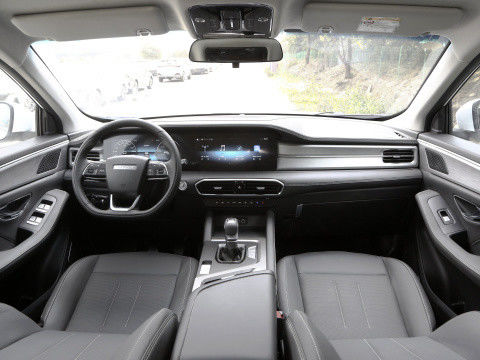 Jetour X90 Plus Midsize SUV 2.0T 5 7 zitplaats met Front Disc Rear Disc Brake System
