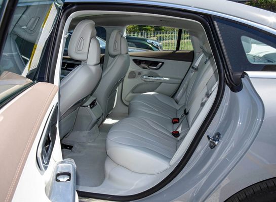 Snel opladen 0.8h 2024 Model Benz EQE 350 4MATIC Elektrische auto met lange actieradius