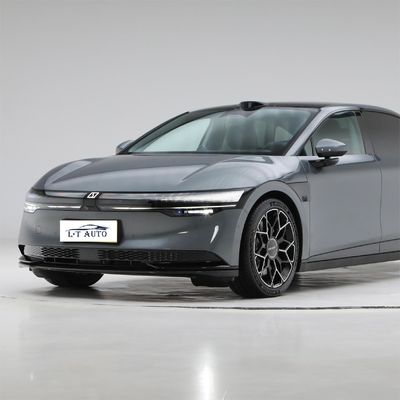 Energievoertuigen Zuivere elektrische langeafstandsvoertuigen Elektrische auto met twee motoren 4865*1900*1450
