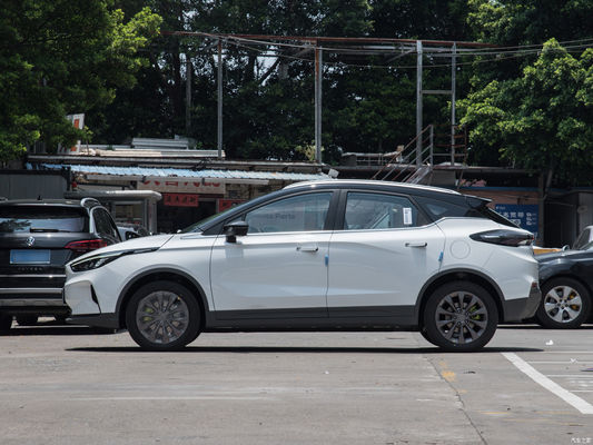 Geely Geometry C EV SUV Automobile Fast Charging Time 0.63h Linkshandige bestuurder
