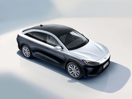 Arcfox Alpha TS Electric SUV met 160 kW maximaal vermogen en 0,42 uur oplaadtijd
