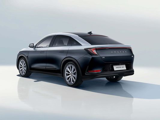 Arcfox Alpha TS Electric SUV met 160 kW maximaal vermogen en 0,42 uur oplaadtijd