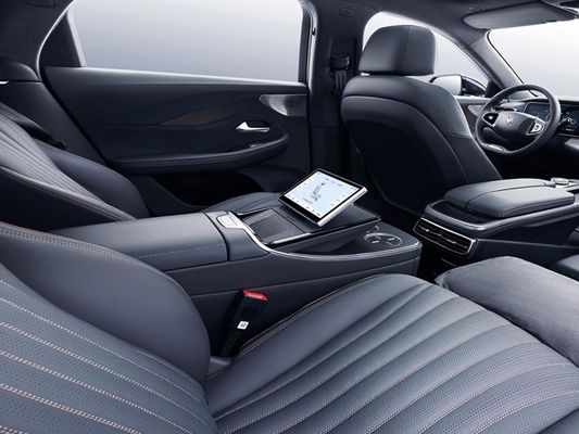Arcfox Alpha TS Electric SUV met 160 kW maximaal vermogen en 0,42 uur oplaadtijd
