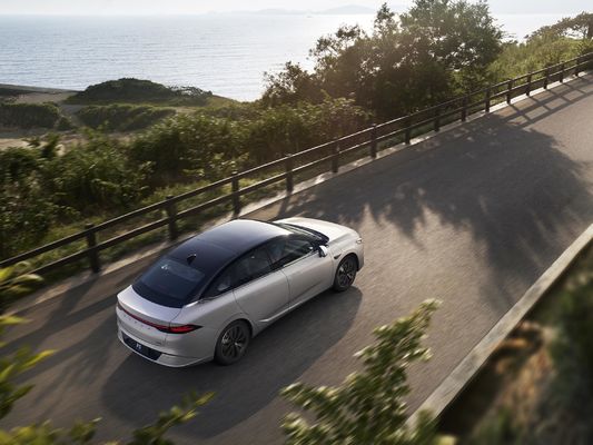 Ervaar luxe en efficiëntie met Xpeng P5 P7 X9 Pure Electric Car NEDC 500KM