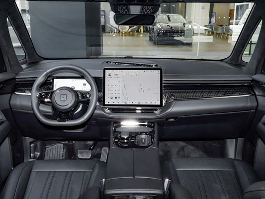 Puur elektrische middelgrote en grote MPV's met 6 zitplaatsen met dubbele motoren en batterij elektrische auto in 2024