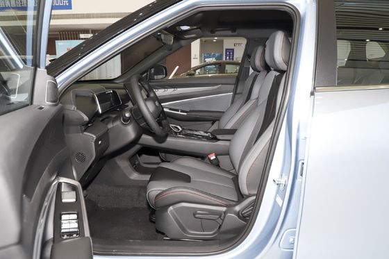 Elektrische co-piloot zitplaats aanpassing Geely Boyue 1.5T 5 deuren 5 zitplaatsen Gasoline Hybrid Car SUV
