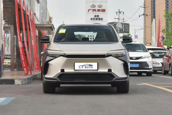 Maximale snelheid 160 Km/h 615KM Langdurigheid Toyota BZ4X PRO EV Auto Ternaire Lithium Ion Batterij