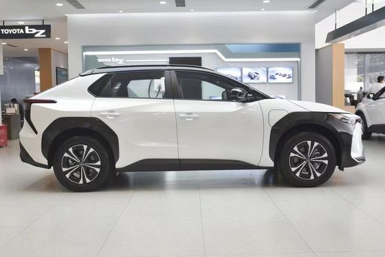 Toyota BZ4X vierwielaandrijving Mid-size elektrische SUV met ternary lithium-ion batterij