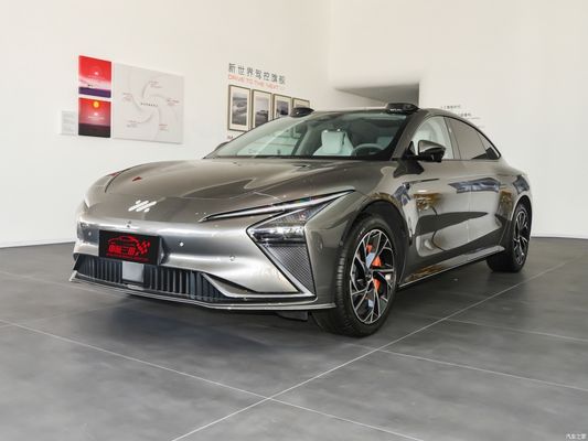 Zhiji IM LS7 Hybrid SUV 70kWh Batterijcapaciteit 6.5s Versnelling voor elektrisch voertuig