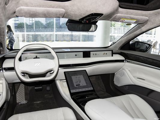 Zhiji IM LS7 Hybrid SUV 70kWh Batterijcapaciteit 6.5s Versnelling voor elektrisch voertuig