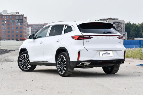 2023 2024 Exeed VX SUV met turbomotor en drie-scherm display hoge configuratie
