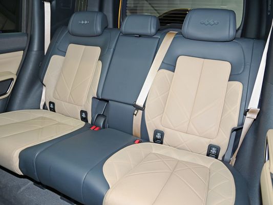 2024 BYD Luxury Energy Vehicle PHEV Auto met 505kW maximaal vermogen en vierwielaandrijving