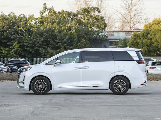 DENZA D9 Luxe MPV De revolutionaire 4WD energievoertuig met 103,36kWh batterijcapaciteit
