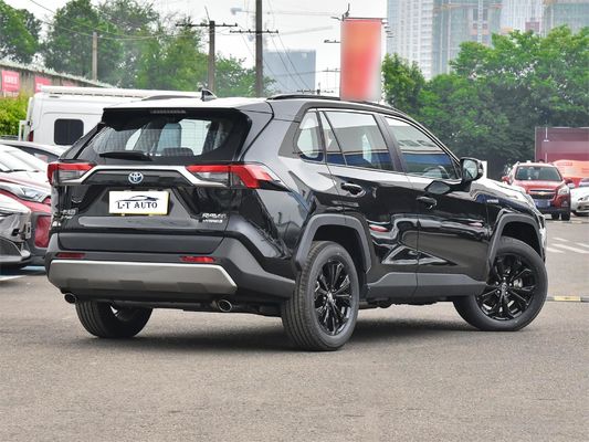 Toyota RAV4 2023 5-deurs 5-zits SUV met maximaal koppel van 221 N-m en stijlvol ontwerp