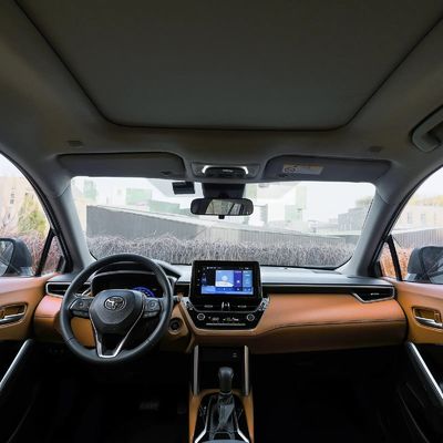 2023 Toyota Corolla Cross 2.0L CVT Hybrid Gasoline Car met Kilometer 75001-100000 Miles