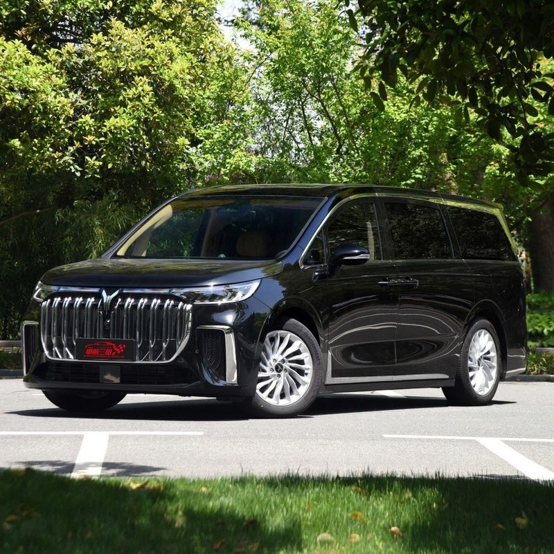 2024 Dongfeng Eindmarkt Lantu Dreamer MPV Elektrisch voertuig 7 zitplaatsen 475km bereik Kracht