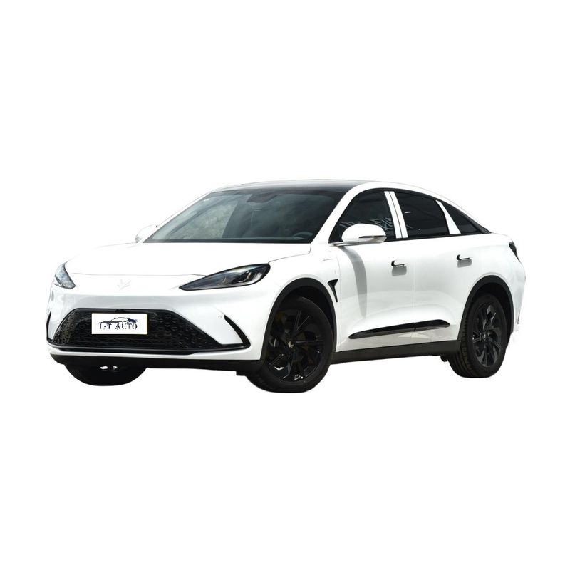 Arcfox Alpha TS Electric SUV met 160 kW maximaal vermogen en 0,42 uur oplaadtijd