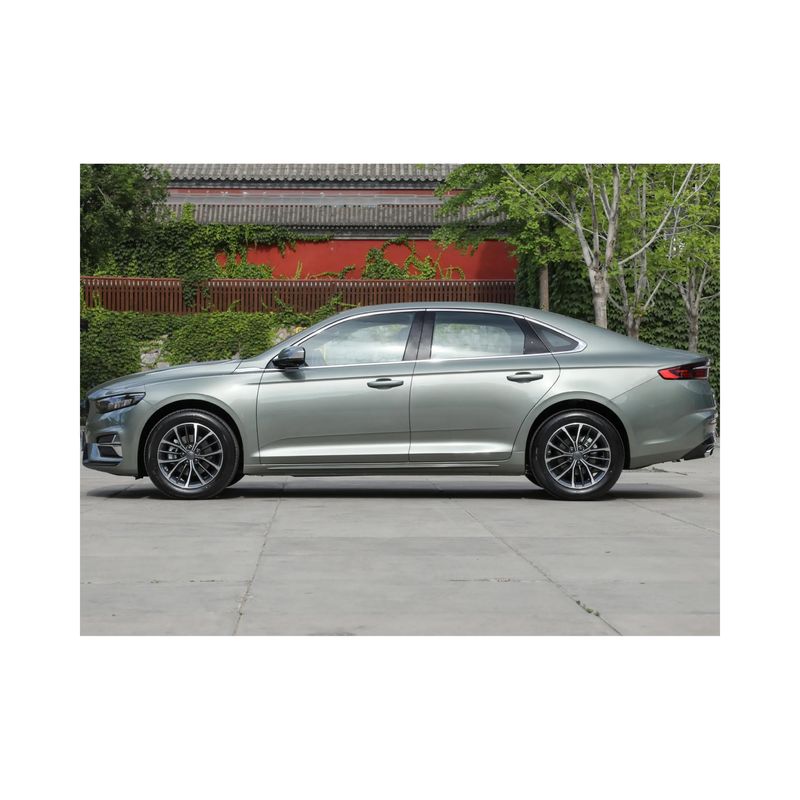 2024 Geely Xingrui 2.0T Turbo 140kw 190 pk FWD 5 zitplaatsen Sedan Auto met achtercamera 360°
